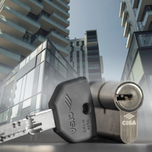 Load image into Gallery viewer, CISA ASIX P8 Asix European Cylinder with 5 Original Keys and Card
